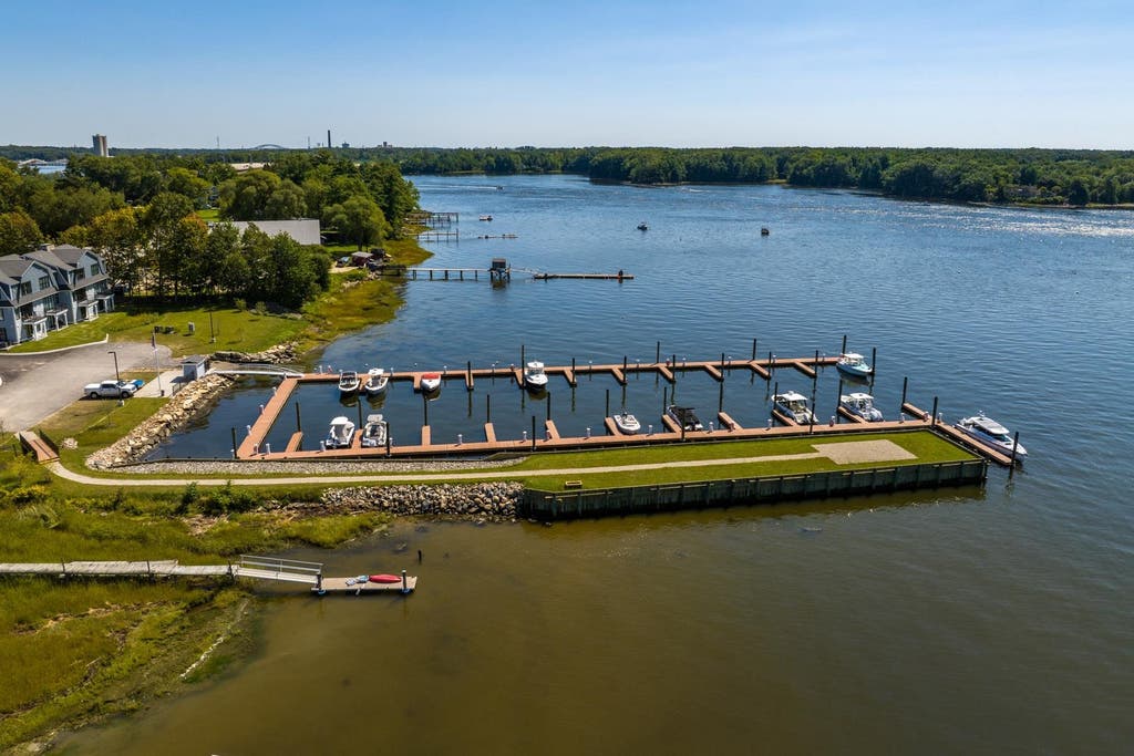 Photo of 13 LITTLE BAY MARINA LN, Dover, NH 03820 (MLS # 5078098)