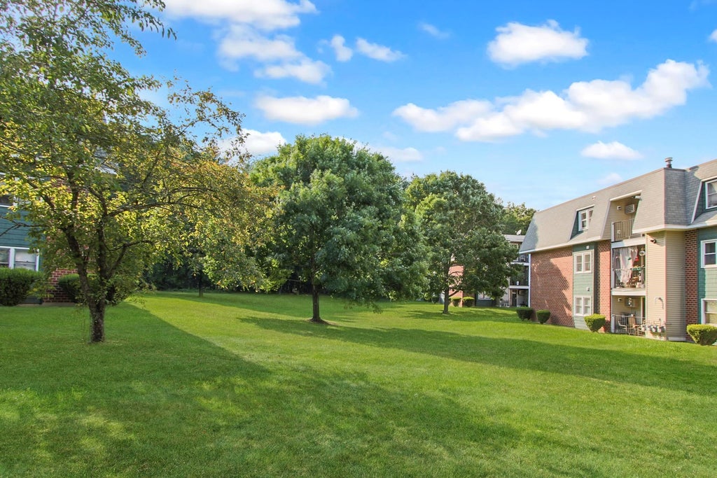 Photo of 3 New Haven Drive #G205, Nashua, NH 03063 (MLS # 5100962)
