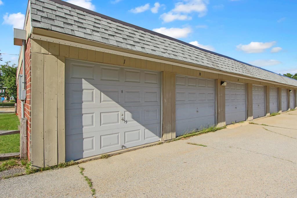 Photo of 3 New Haven Drive #G205, Nashua, NH 03063 (MLS # 5100962)