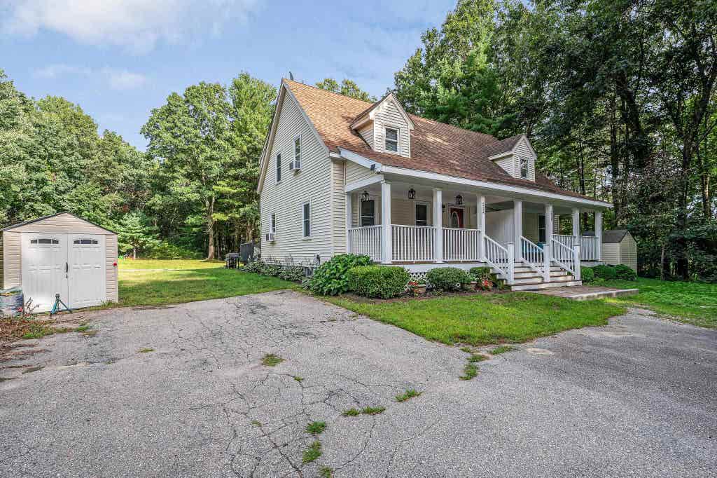 Photo of 22 River Road #A, Hudson, NH 03051 (MLS # 5103905)