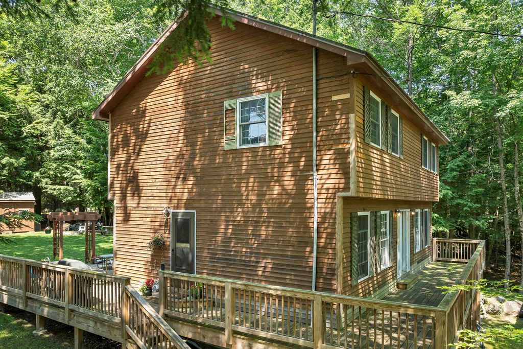 Photo of 5 Downing Drive, Woodstock, NH 03262 (MLS # 5098036)