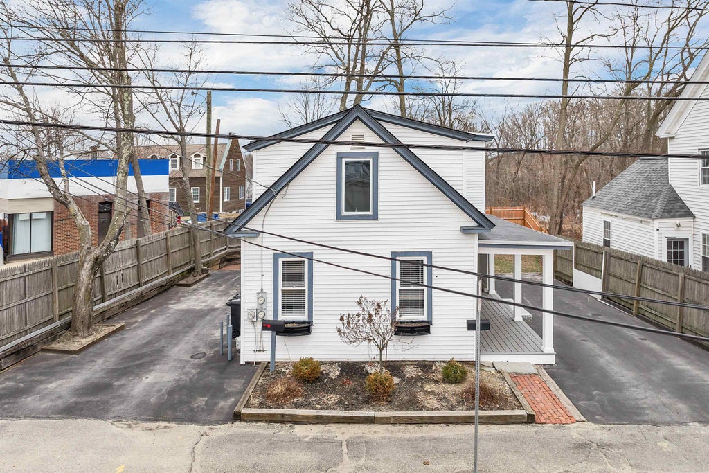 Photo of 10 Court Street, Dover, NH 03820 (MLS # 5113310)