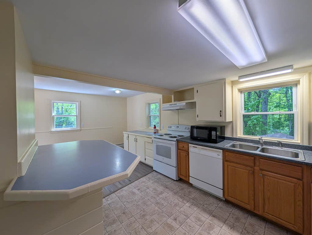 Photo of 22 Jenny Lane, Campton, NH 03223 (MLS # 5089325)