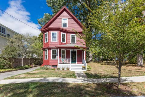 Photo of 45 Lincoln Avenue, Portsmouth, NH 03801 (MLS # 5106484)