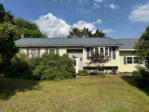 Photo of 11 Mountain View Road, Stratford, NH 03590 (MLS # 5099658)