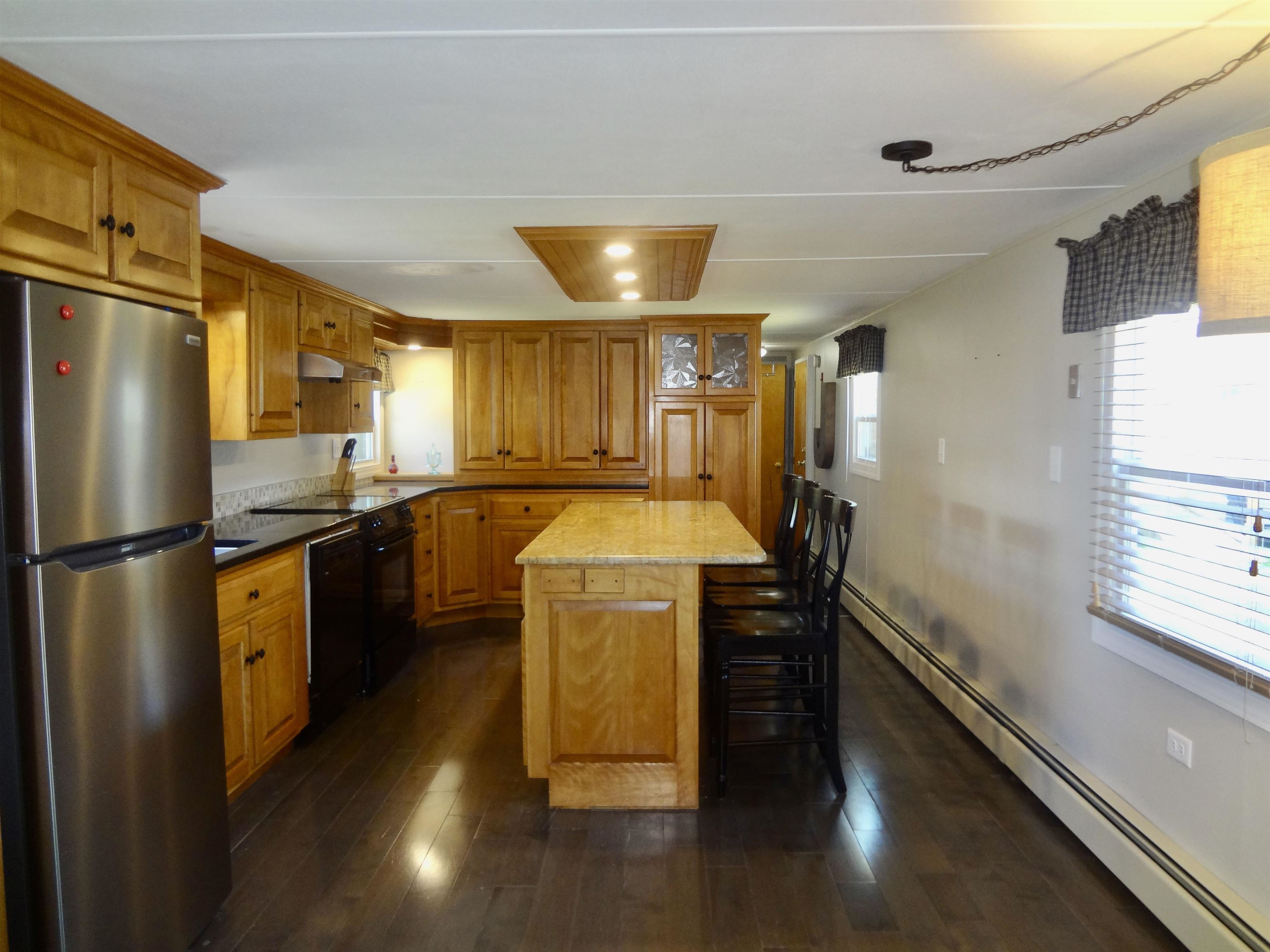 303 Old Lakeshore Road B-4