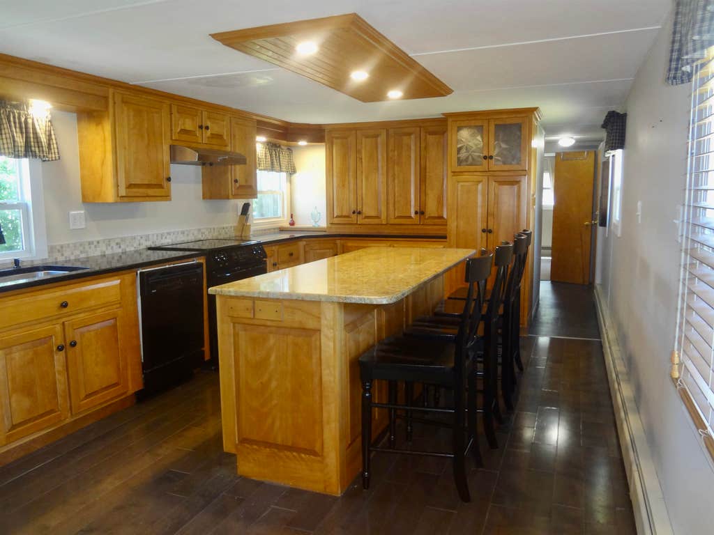 Photo of 303 Old Lakeshore Road #B-4, Gilford, NH 03249 (MLS # 5099771)