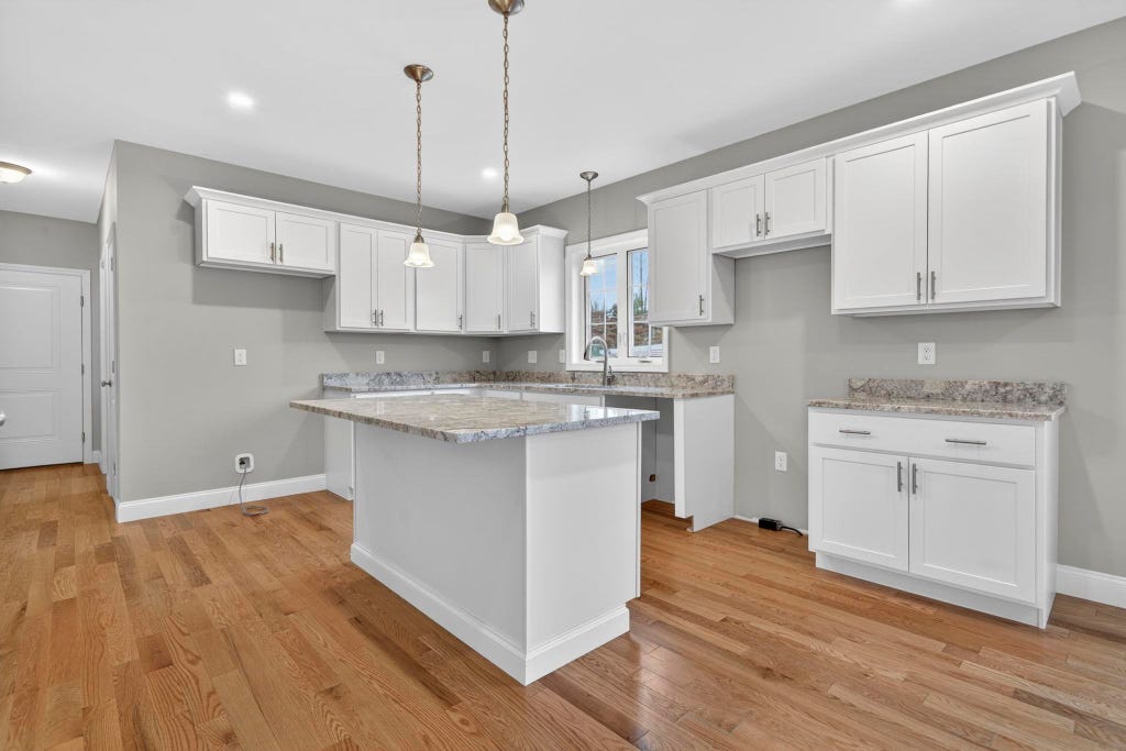 Photo of 34 Falcon Ridge Road #34, Milford, NH 03055 (MLS # 5092876)