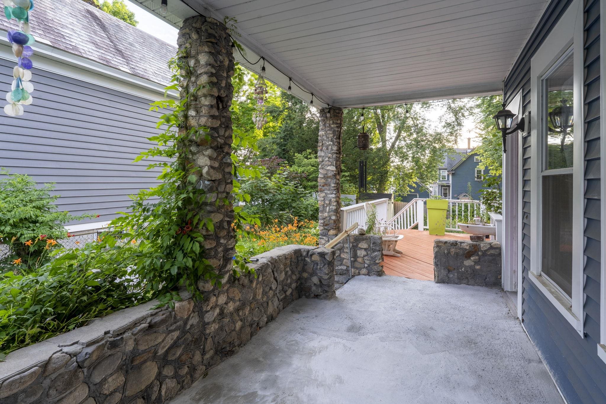 414 Walnut Street