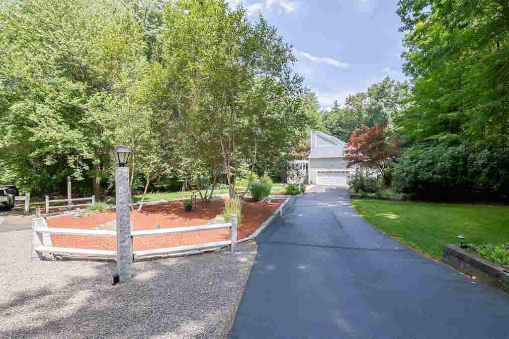 Photo of 6 Haines Terrace, Merrimack, NH 03054 (MLS # 5104324)