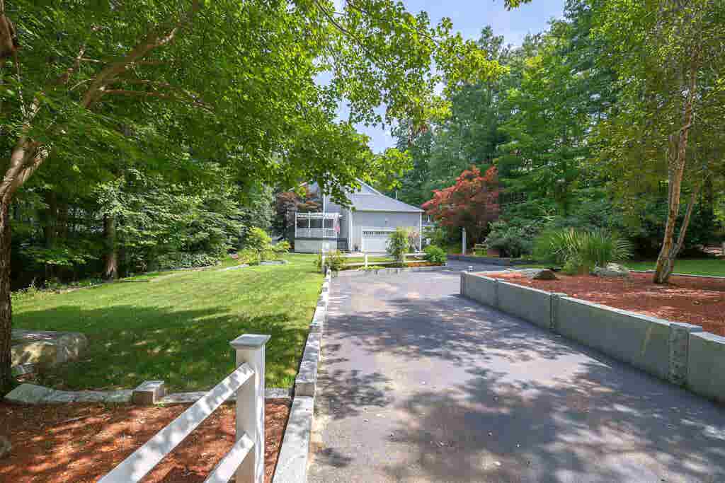 Photo of 6 Haines Terrace, Merrimack, NH 03054 (MLS # 5104324)