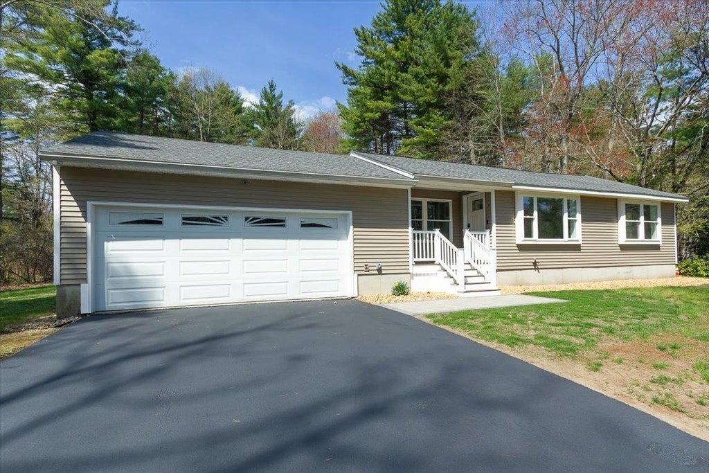 Photo of 7 Ermer Road, Derry, NH 03038 (MLS # 5087663)