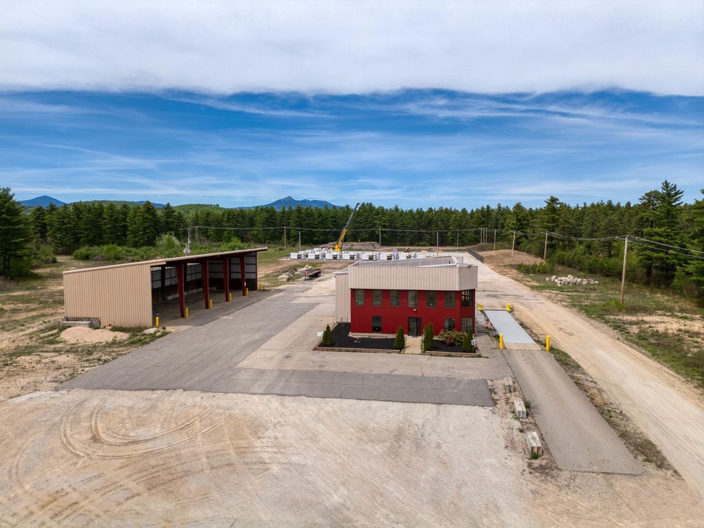 Photo of 563 Plains Road, Tamworth, NH 03886 (MLS # 5091477)