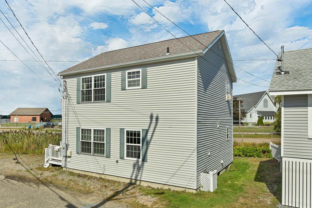 Photo of 5 Chase Street, Hampton, NH 03842 (MLS # 5110671)