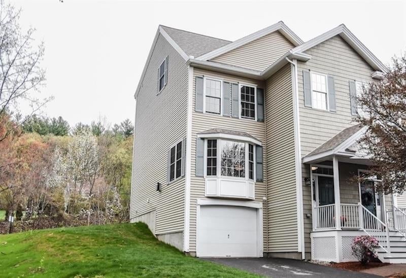Photo of 14 Georgetowne Drive, Nashua, NH 03062 (MLS # 5096659)