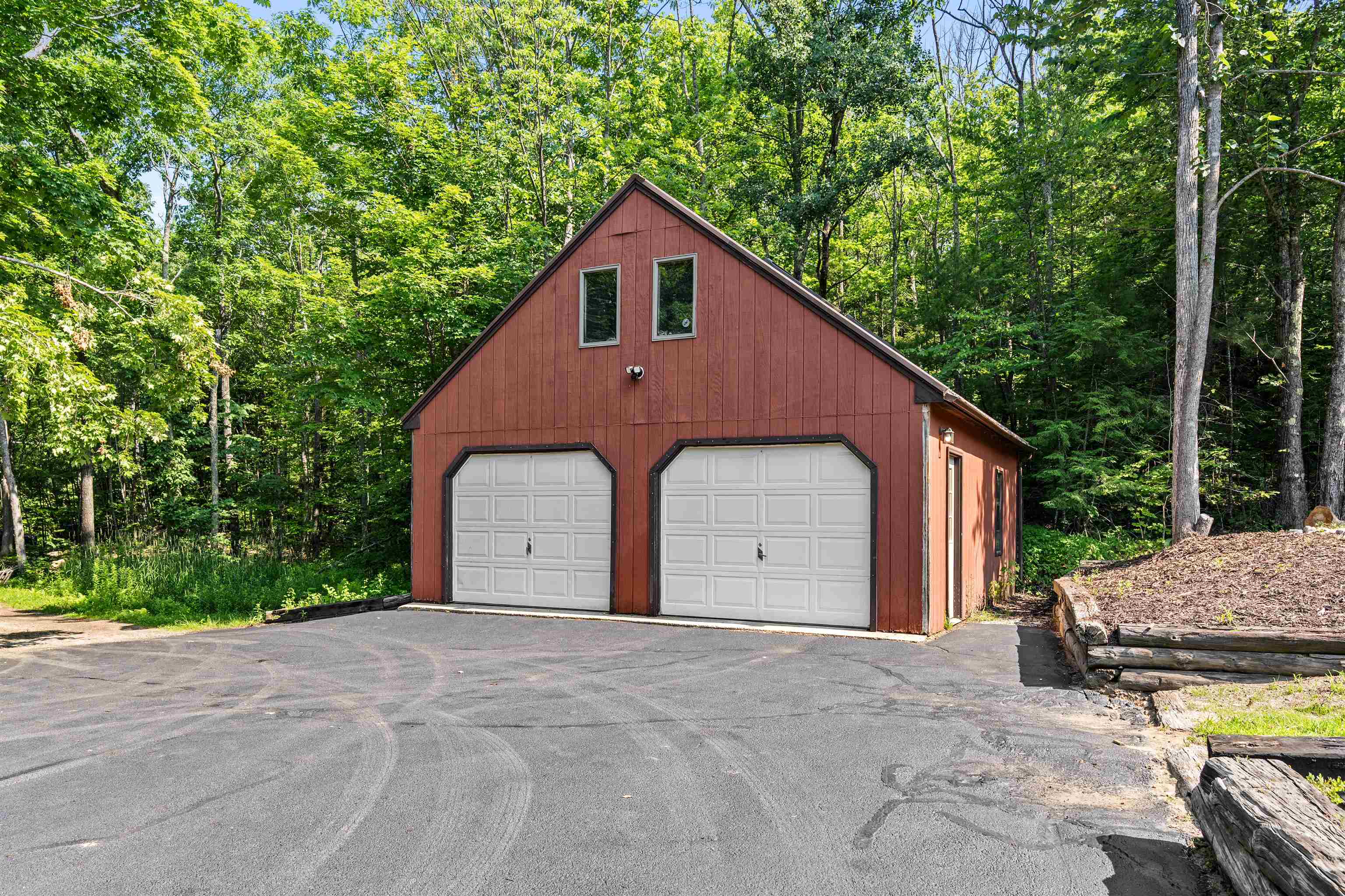 18 Bourdeau Road