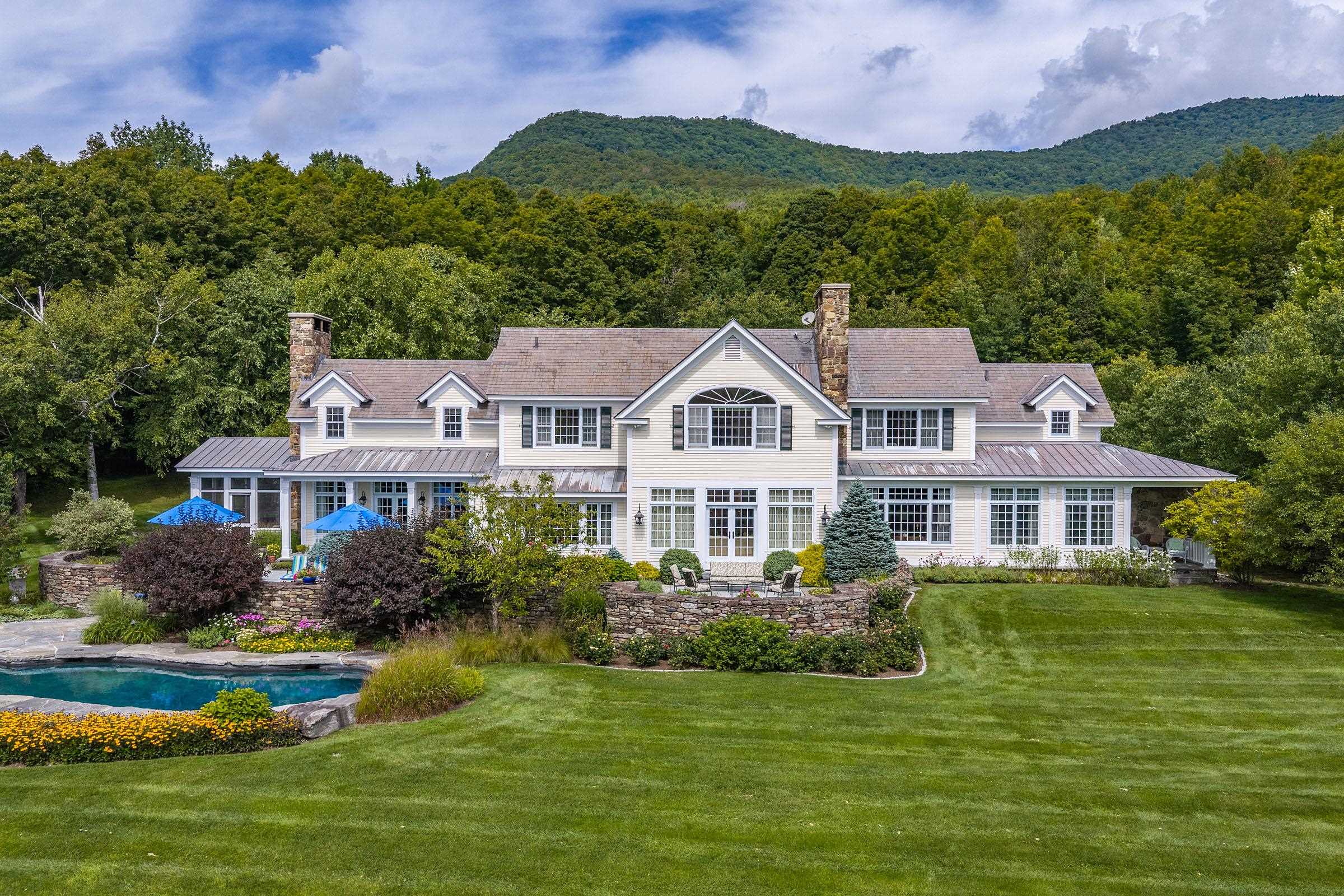 325 Twin Willows Lane