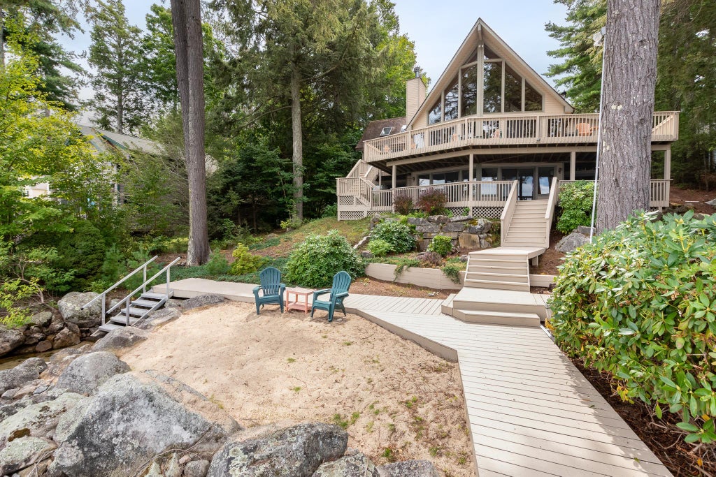 Photo of 90 Minge Cove Road, Alton, NH 03810 (MLS # 5108091)
