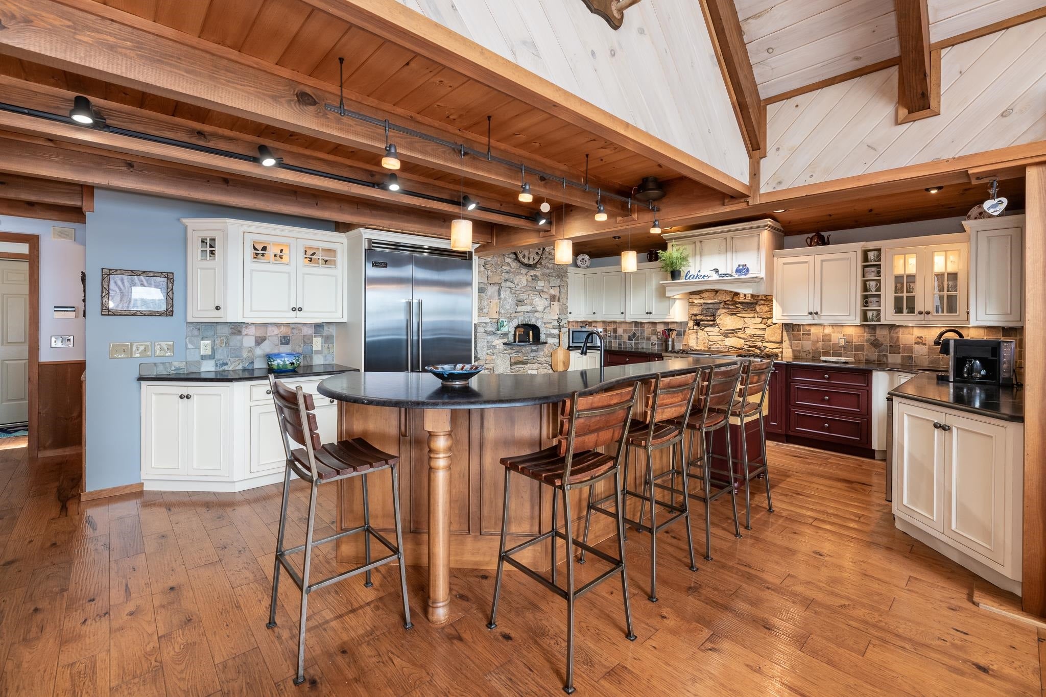 90 Minge Cove Road