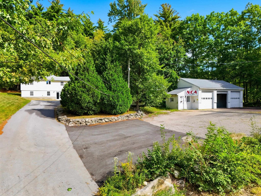 Photo of 9 Zapora Drive, Hooksett, NH 03106 (MLS # 5109437)