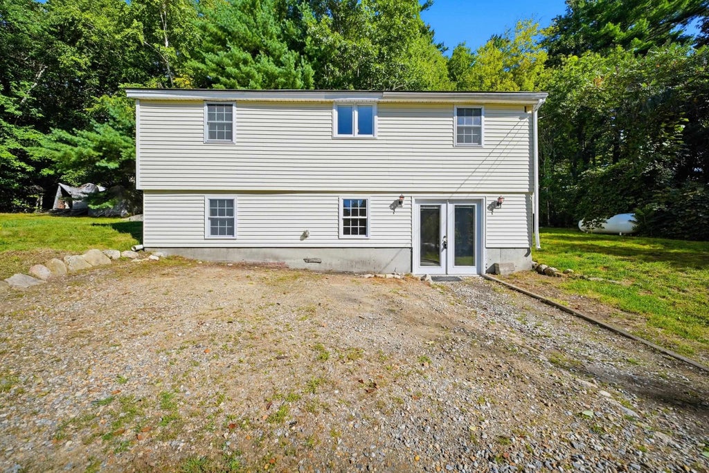 Photo of 9 Zapora Drive, Hooksett, NH 03106 (MLS # 5109437)