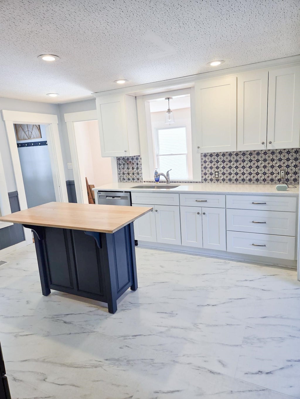 Photo of 195 S Main Street, Rochester, NH 03867 (MLS # 5111579)