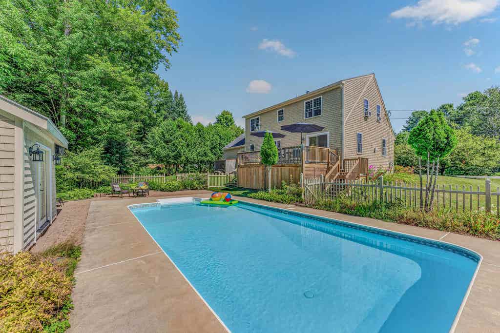 Photo of 281 Oak Hill Avenue, Littleton, NH 03561 (MLS # 5104453)