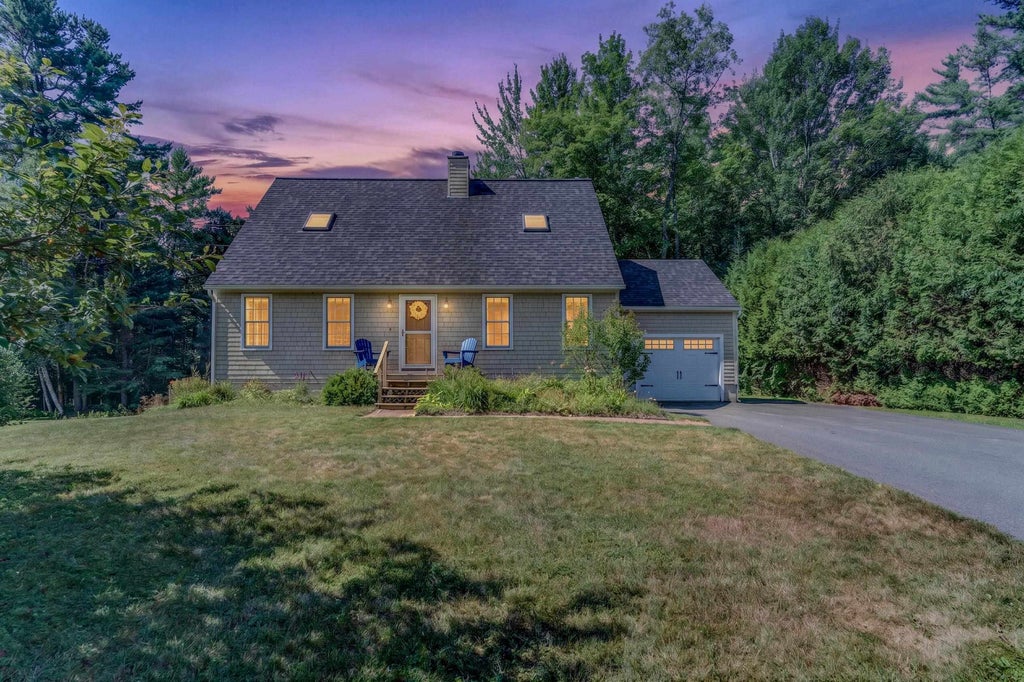 Photo of 281 Oak Hill Avenue, Littleton, NH 03561 (MLS # 5104453)