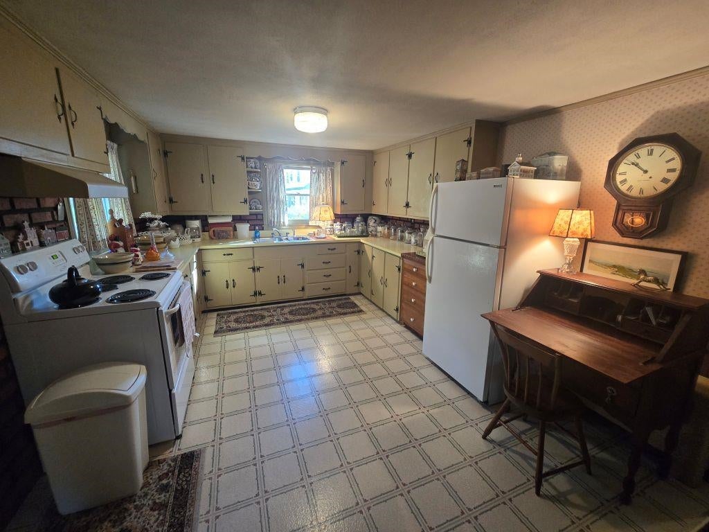 Photo of 62 West Street Extension, Charlestown, NH 03603 (MLS # 5114083)