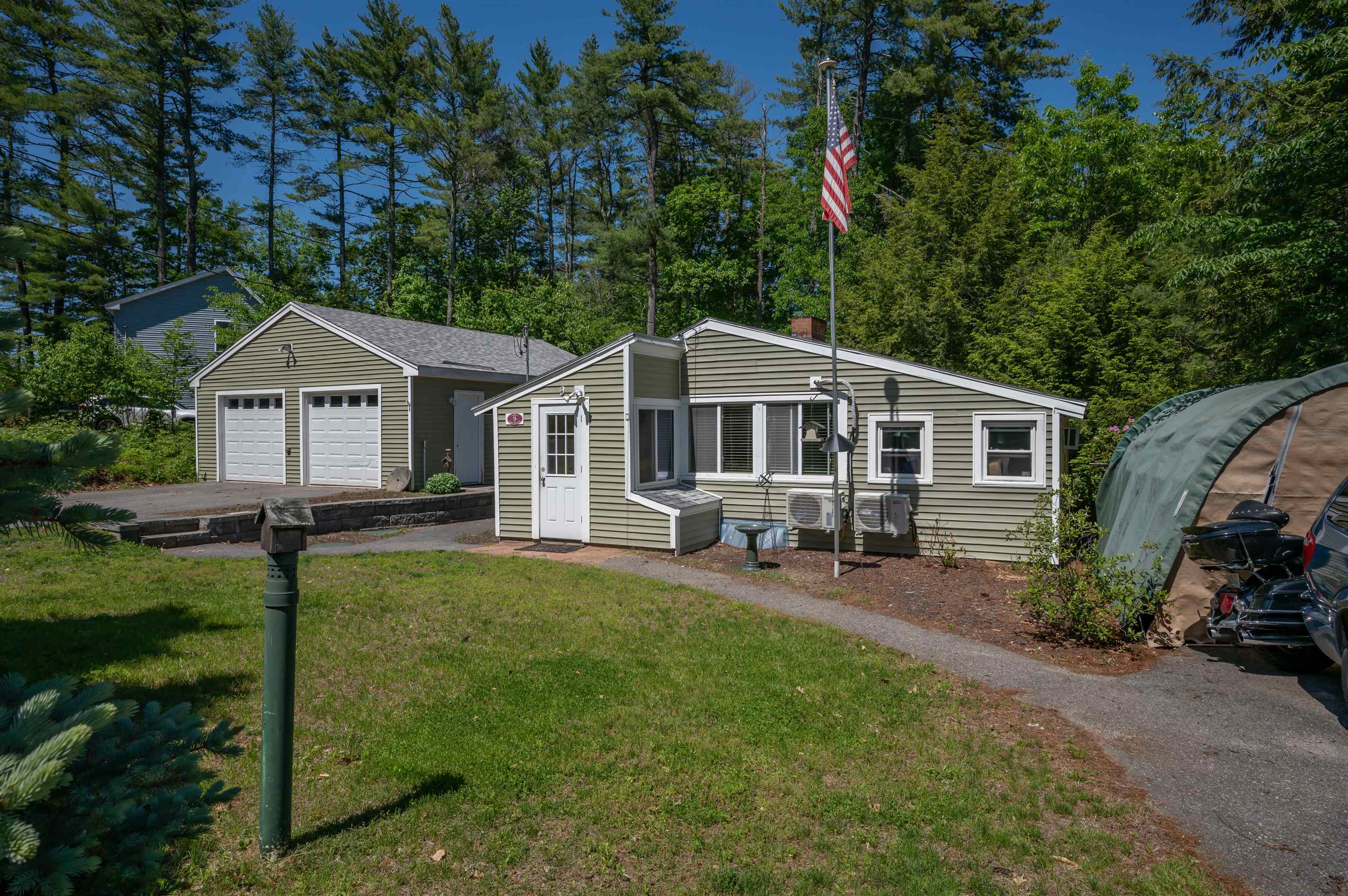 9 Upper Scotland Drive