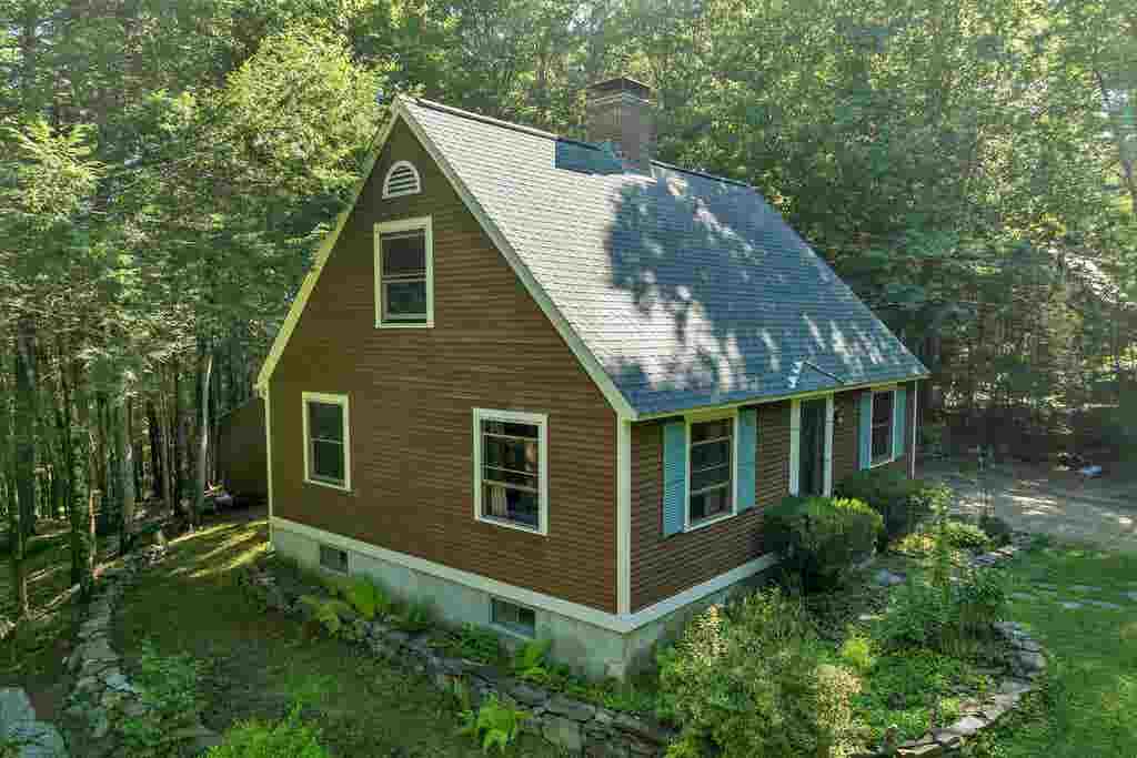 Photo of 100 Beaver Road, Strafford, NH 03884 (MLS # 5103635)