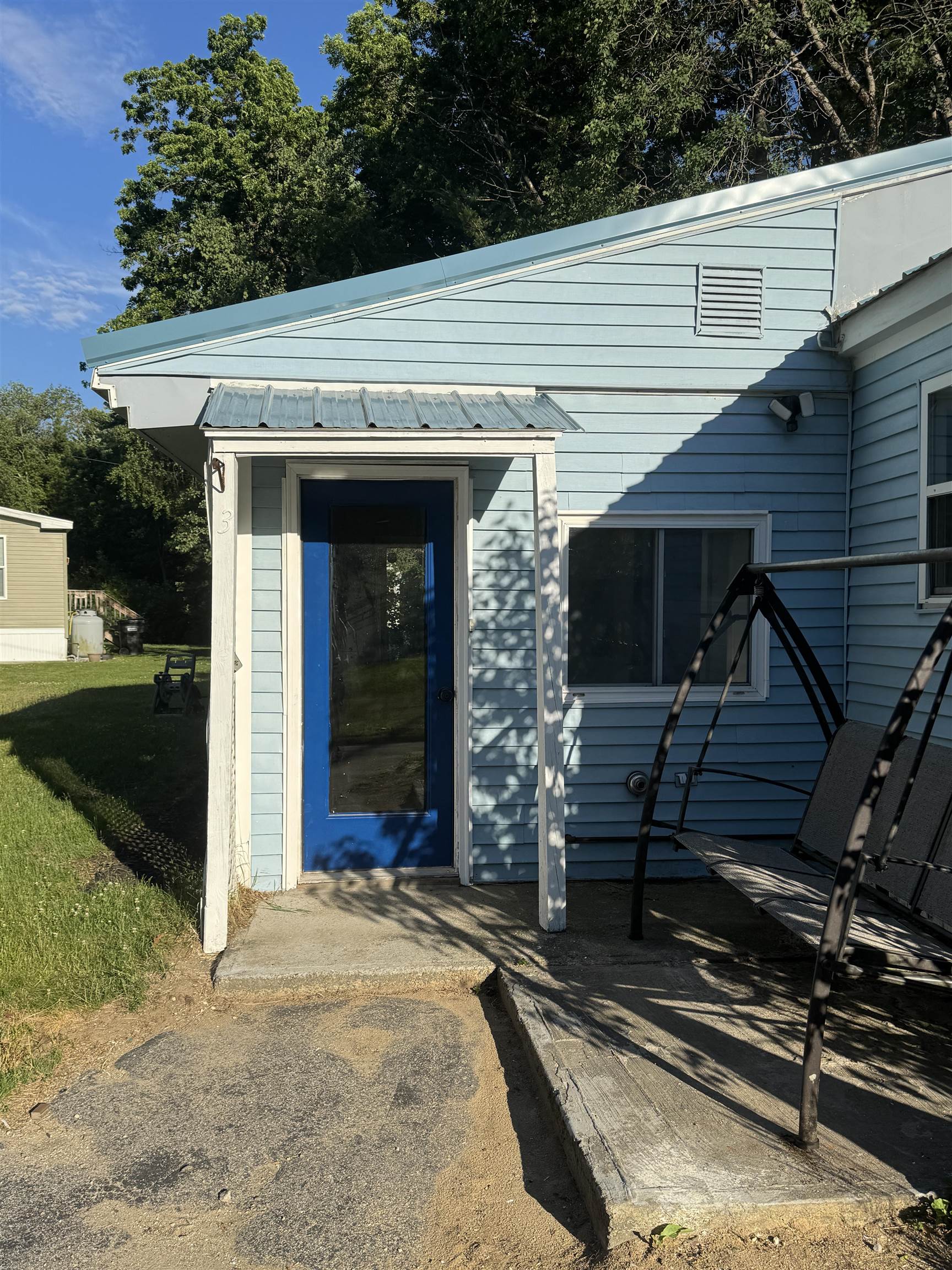 34 Ponderosa Avenue