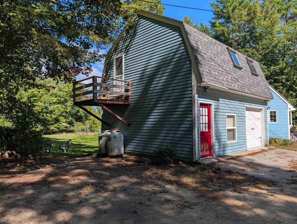 Photo of 101 Shingle Camp Hill Road, New Hampton, NH 03256 (MLS # 5112065)