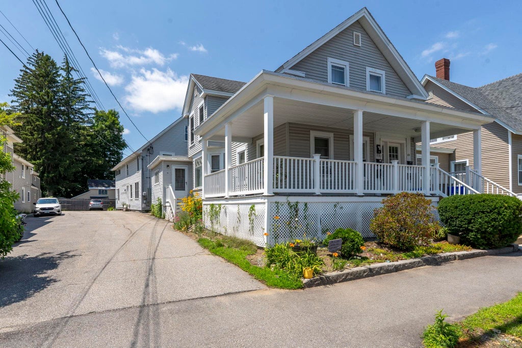 Photo of 60 S State Street, Concord, NH 03301 (MLS # 5098687)
