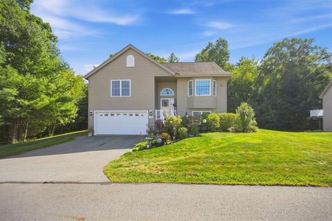 Photo of 2 Juniper Lane, Newton, NH 03858 (MLS # 5110455)