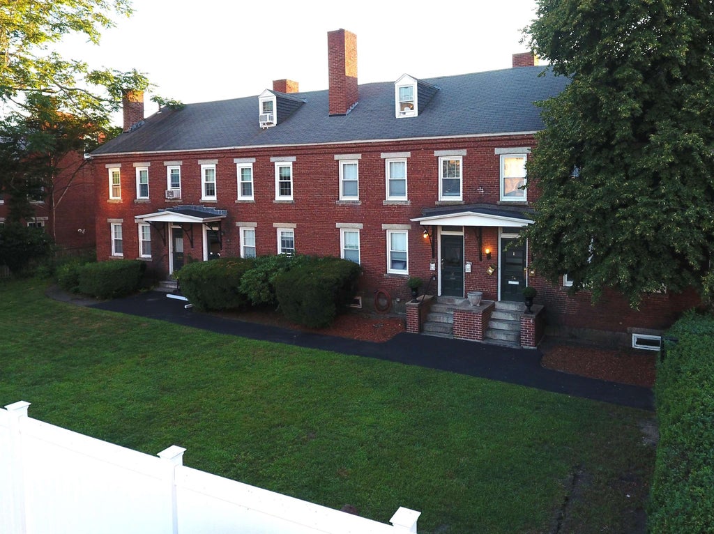 Photo of 74 West Merrimack Street #1, Manchester, NH 03101 (MLS # 5106632)