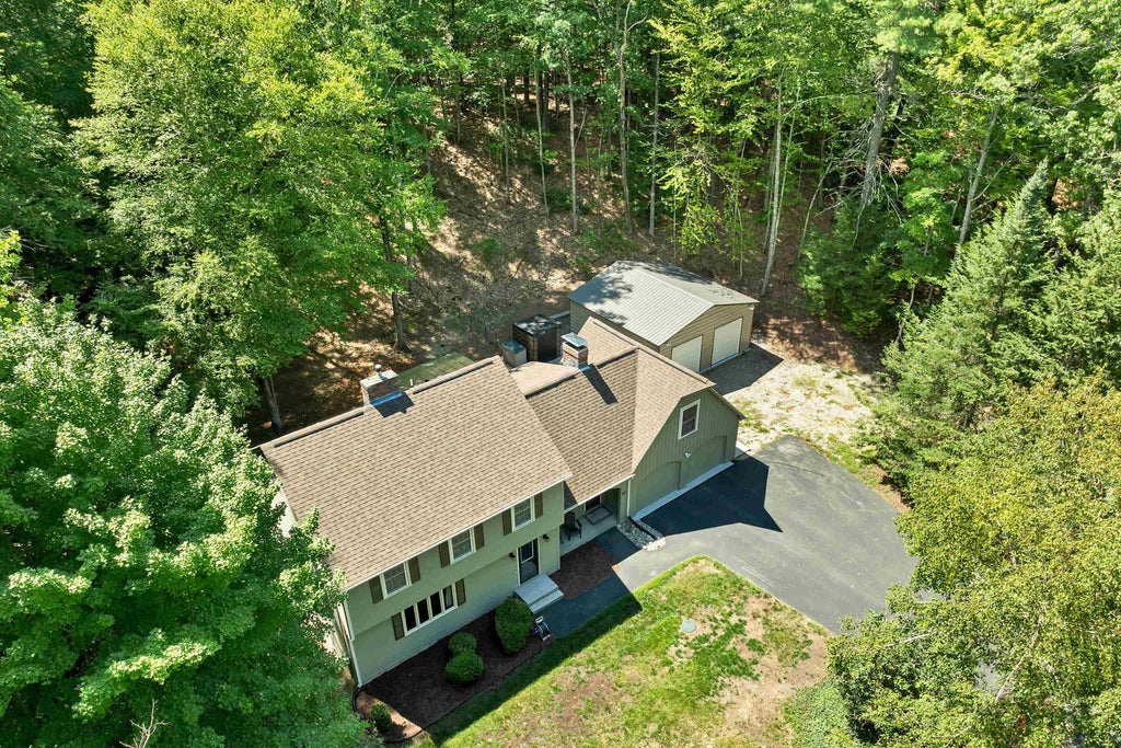 Photo of 20 Fox Den Road, Hollis, NH 03049 (MLS # 5092560)