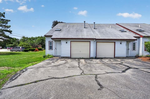 Photo of 264 Stonebridge Drive, Nashua, NH 03063 (MLS # 5099315)