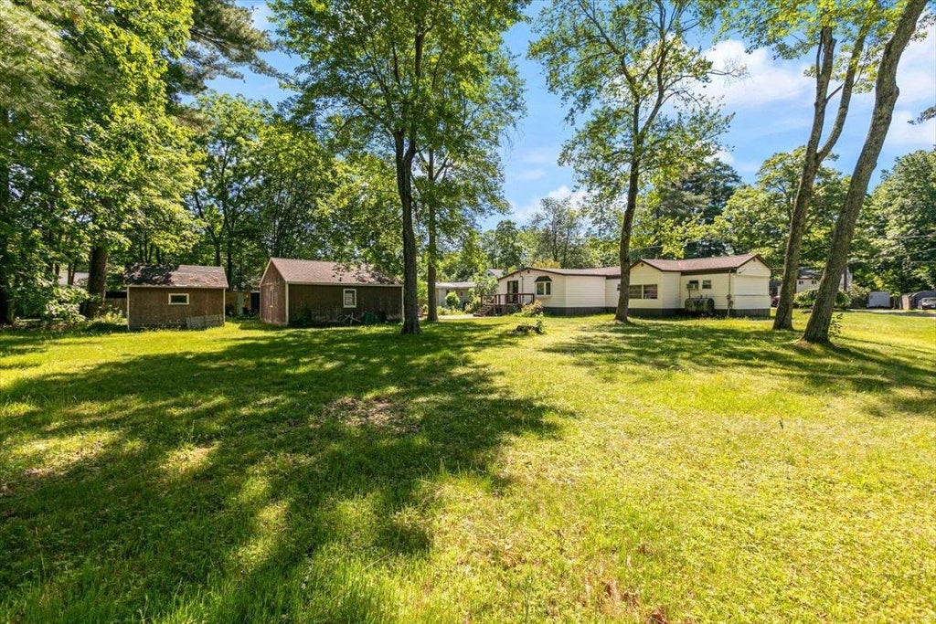 Photo of 6 Marie Avenue, Salem, NH 03079 (MLS # 5095509)