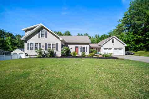 Photo of 372 Mountain Road, Concord, NH 03301 (MLS # 5093925)