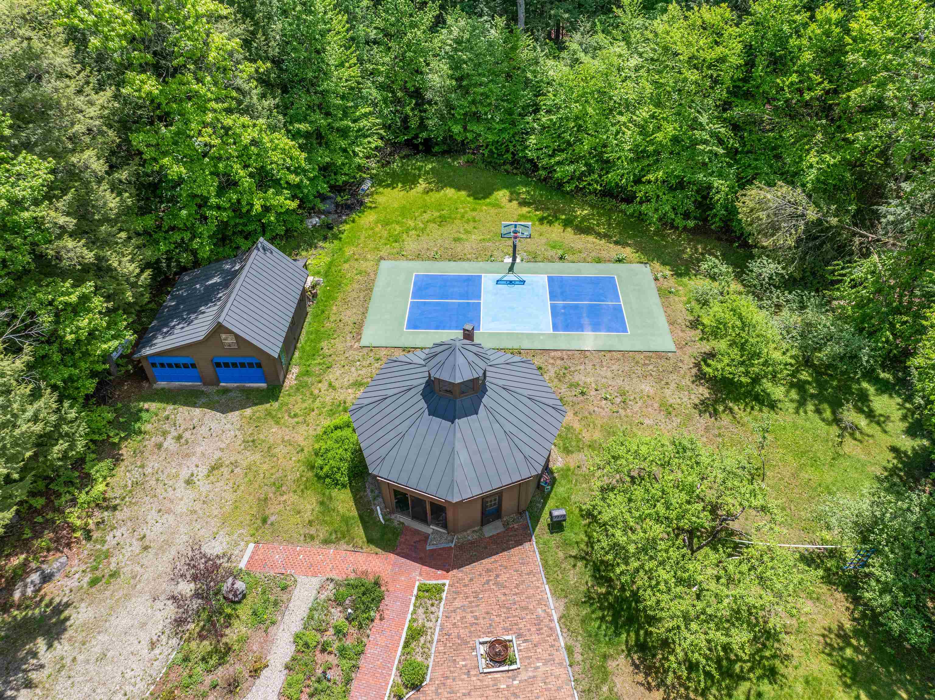47 Forest Pond Road