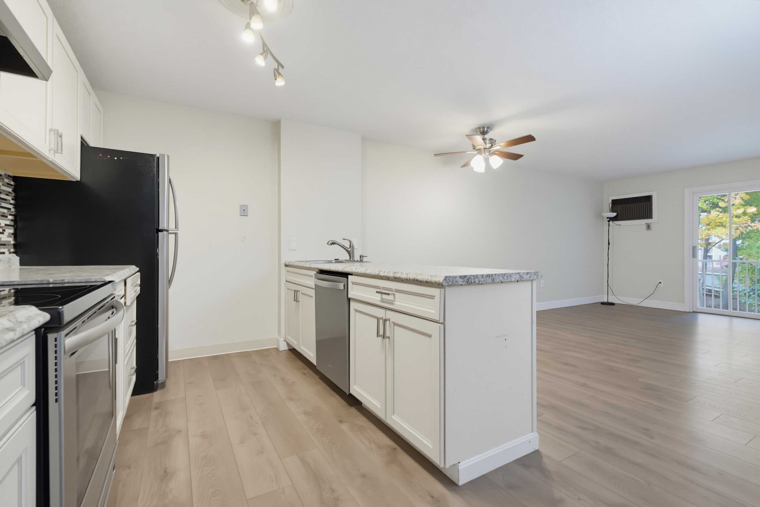 120 Fisherville Road 164