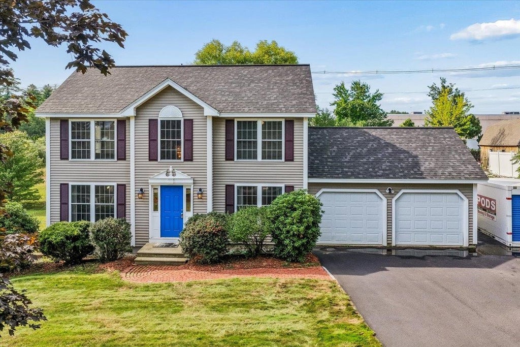 Photo of 42 Moose Club Park Road, Goffstown, NH 03045 (MLS # 5110527)