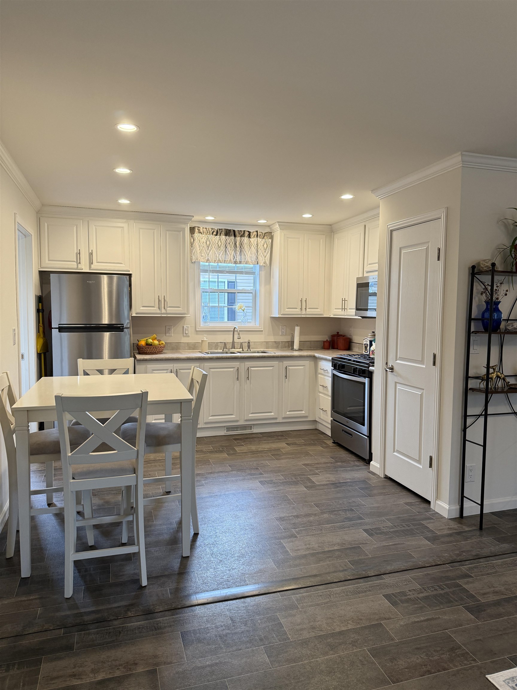 14 Sir Lancelot Drive