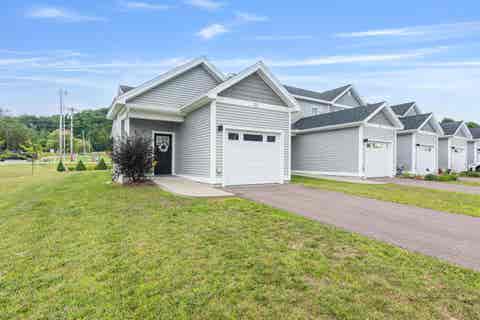 Photo of 13 Clover Lane, Hinesburg, VT 05461 (MLS # 5101598)