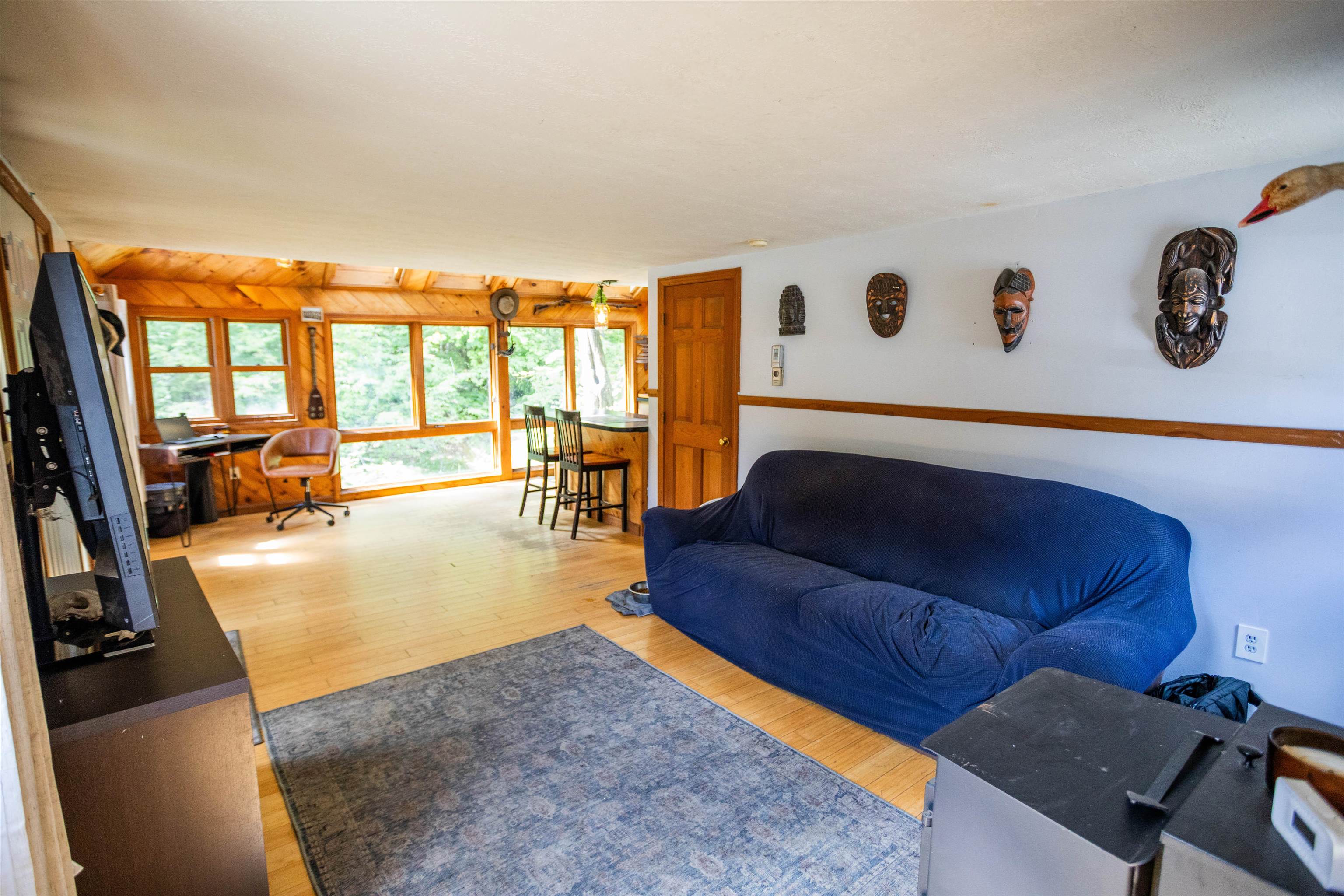 60 Forest Road