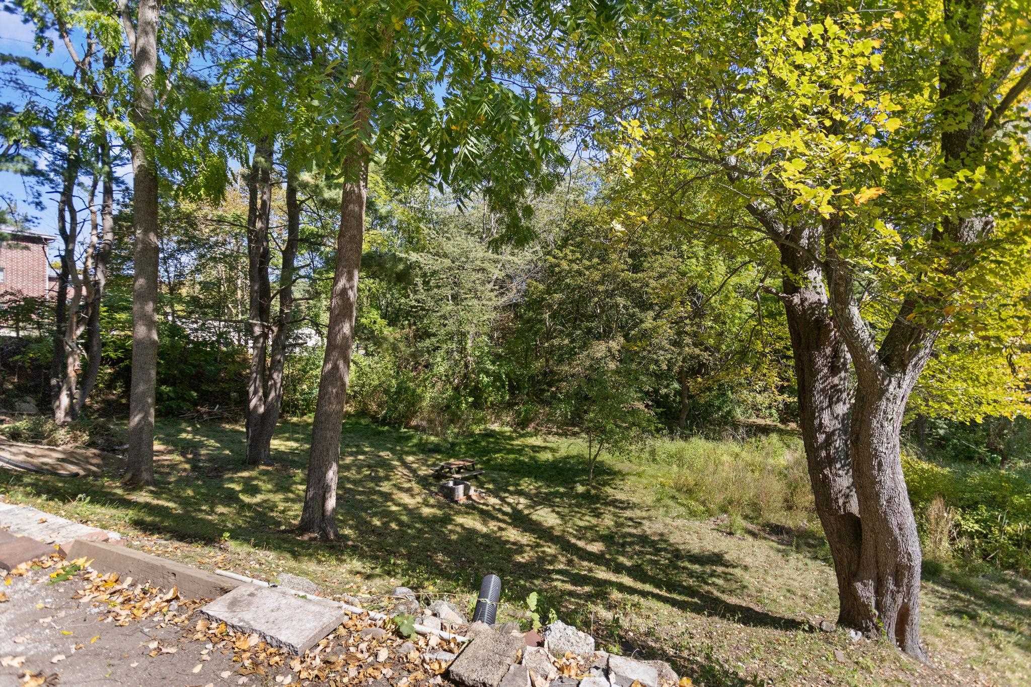 755 Mammoth Road