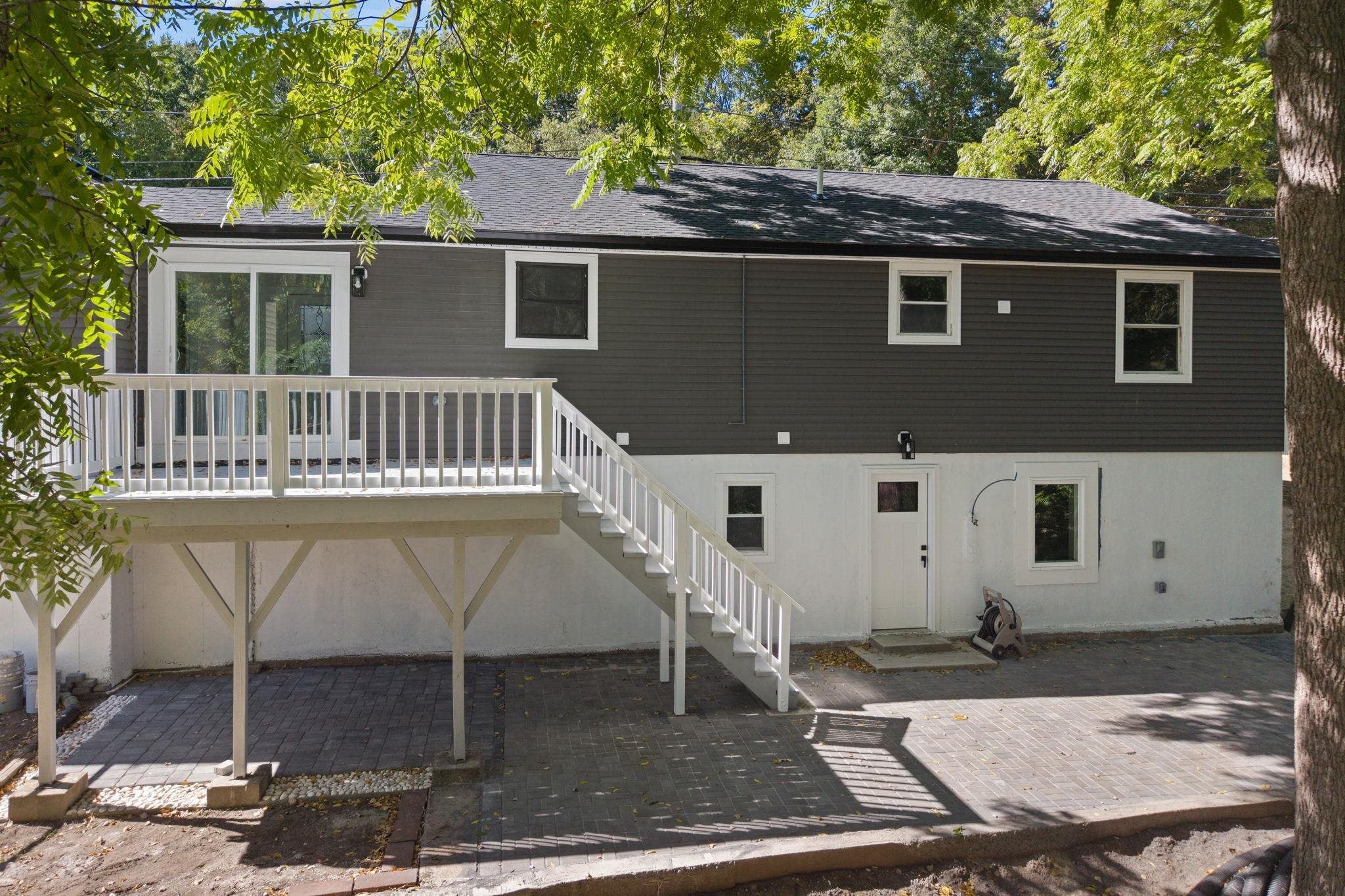 755 Mammoth Road