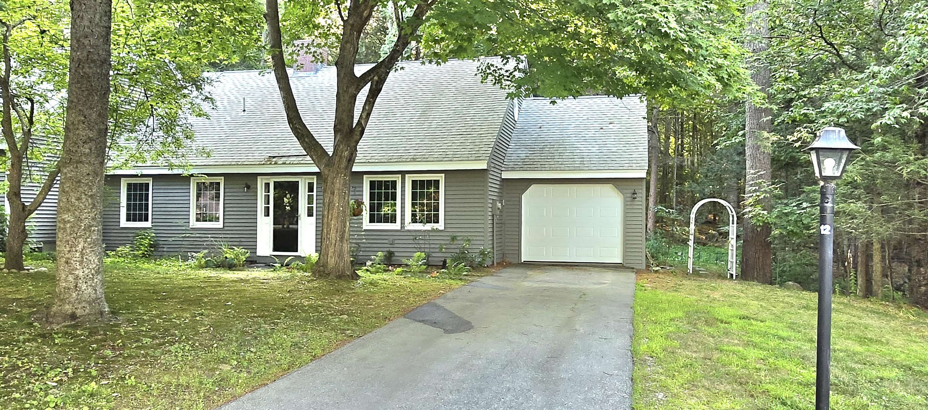 12 Laurel Circle