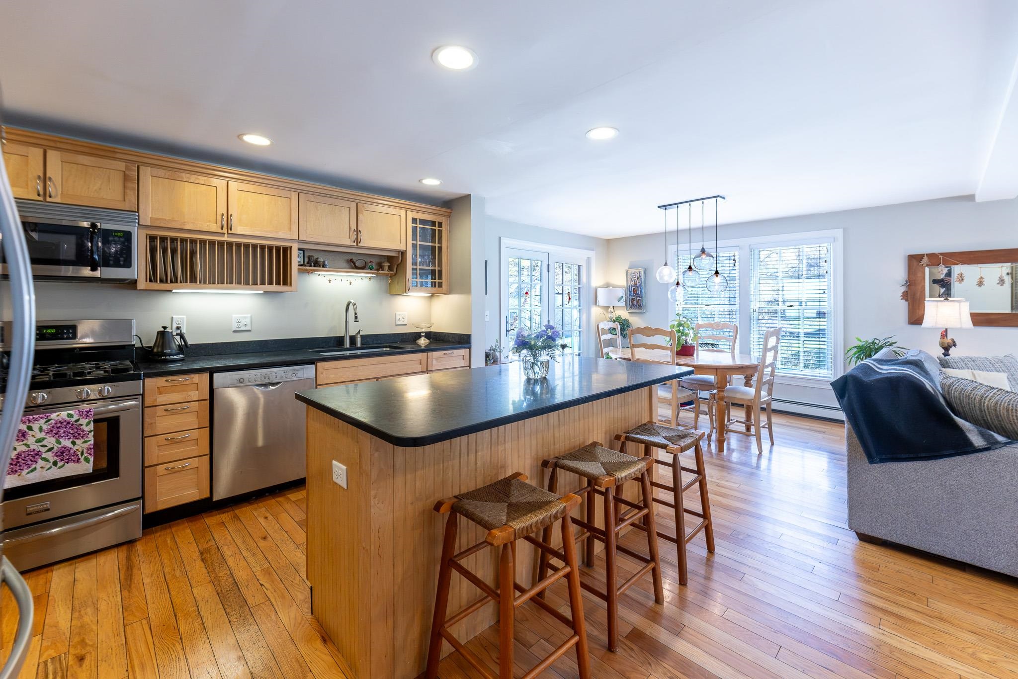 8 Fairview Avenue